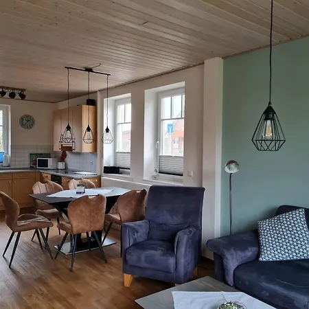 Doppelhaushaelfte-kornblume Presen